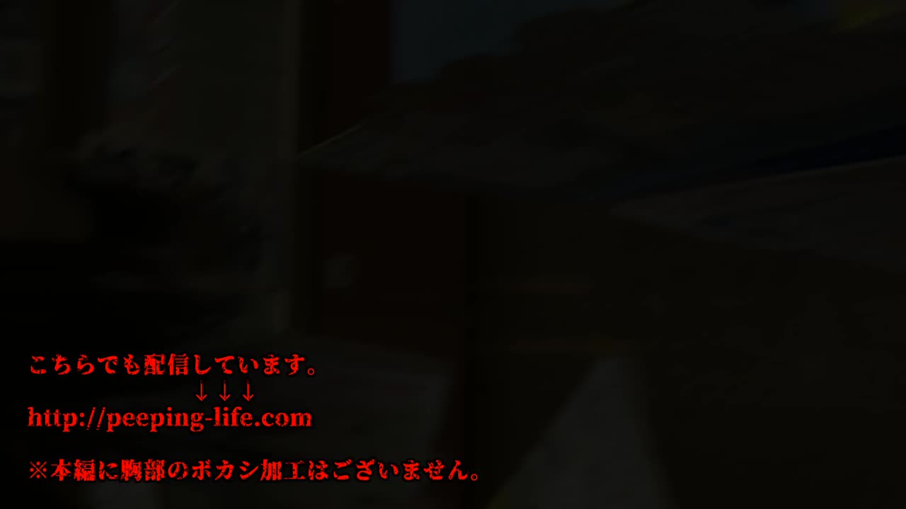 【超貴重！！ビーチク丸見え●K】胸ちらハンターvol